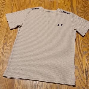 Under Armour Knit Men's Beige T-Shirt - Size Large